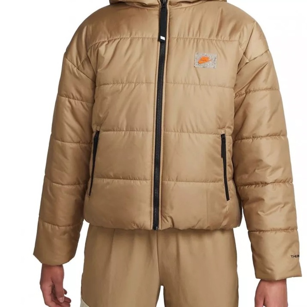 Nike Tan Puffer Jacket with Quilted Design and Stand-Up Collar